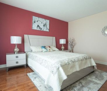 For Lease - 54 Chayna Crescent, Vaughan, Ontario - Photo 2