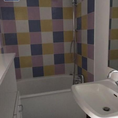 Location Appartement 1 pièce 23m² BOURG EN BRESSE 01000 - Photo 3