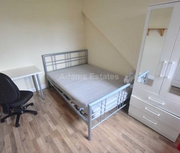 6 bedroom terraced house to rent - Photo 4