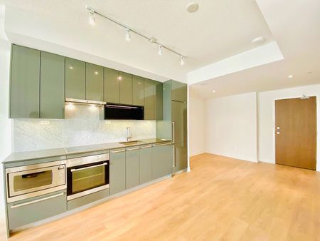 For Lease - 115 McMahon Drive Unit# 3101, Toronto, Ontario - Photo 4