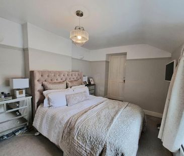 3 bedroom terraced house to rent - Photo 6