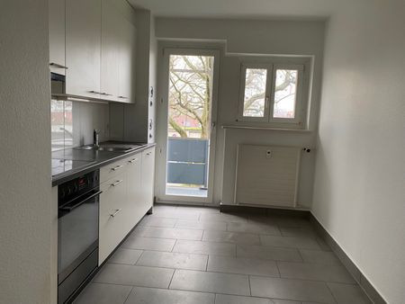 Grossbasel MFH Flughafenstrasse - Foto 2