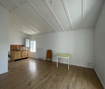 Studio à louer - Photo 1