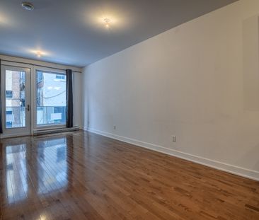 Unit 101: Entire unit - Photo 4