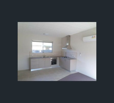 Unit 1/26 Cherry Cres, Morwell, Vic 3840 - Photo 1