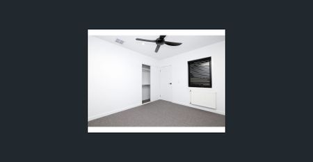 Stunning home in a fantastic location - Photo 4