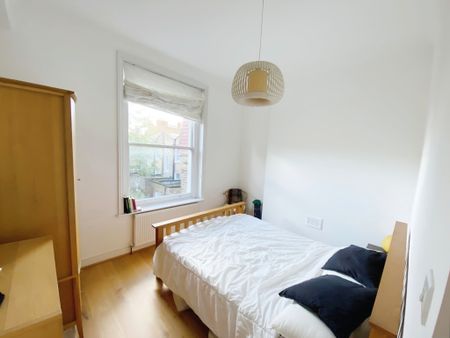 Lovely 1 Bedroom Flat to let in Ladbroke Grove - Photo 5