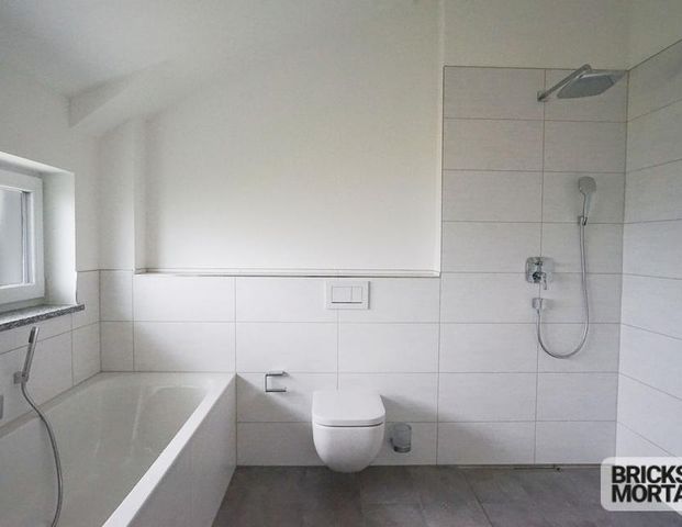 4 ZKB mit Balkon und Abstellraum sowie 2 Carportstellplätze, Warmmiete 1330,00 €, Erstvermietung - Foto 1