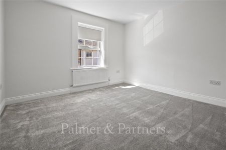 3 bedroom terraced house to rent - Photo 2