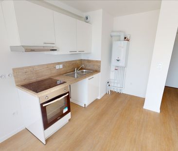Location Appartement 2 pièces 38m² - Photo 4