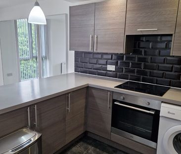 2 Bed Flat, Conway Street, L5 - Photo 2