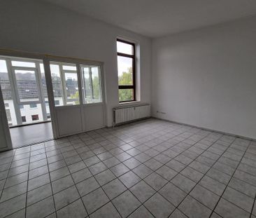 Wow - ist die schön! Nur mit WBS: 4-Zimmer-Wohnung mit Wintergarten - Photo 1