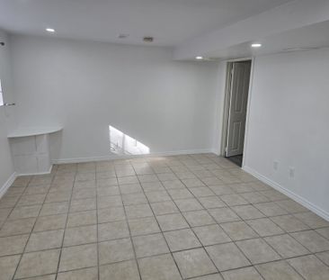 For Lease - 65 Park Crescent Unit# BSMT A, Richmond Hill, Ontario - Photo 3