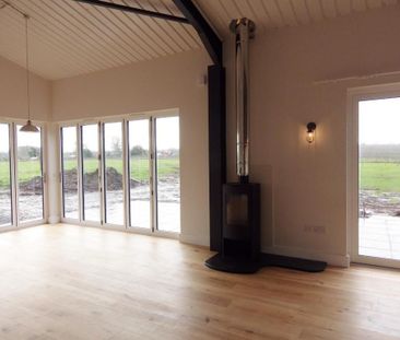 4 bedroom detached house to rent - Photo 4