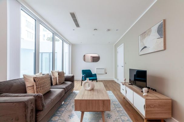 1 bedroom ground floor flat to rent - Photo 1