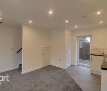 2 bedroom terraced house to rent - Photo 1