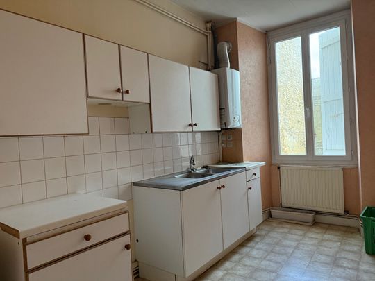 Location Appartement 3 pièces 62m² ROCHEFORT 17300 - Photo 1