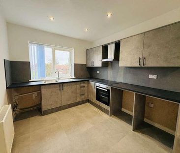 Greenlaw, Newcastle Upon Tyne, NE5 - Photo 2