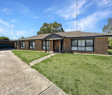 16 Warratta Avenue, Delacombe - Photo 2