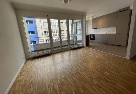 Appartement 4 pièces rénové à proximité du quartier des banques - Photo 3