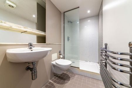 Studio to rent - Photo 5
