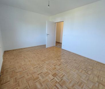 Erdgeschoß- Wohnung mit Terrasse - Foto 1