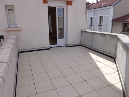 Location Appartement 2 pièces 47m² REIMS 51100 - Photo 5