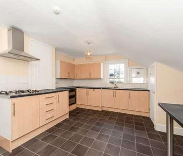 Birdhurst Road, South Croydon, CR2 - Photo 2