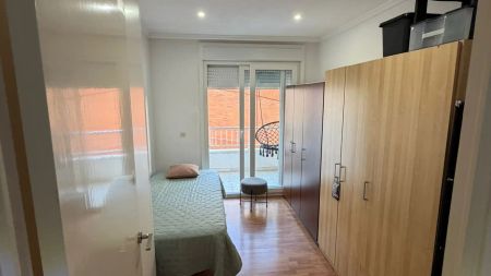 Piso de alquiler en Pl. Isabel II, 2, 03181 Torrevieja, Alicante, Centro - Muelle Pesquero - Photo 5