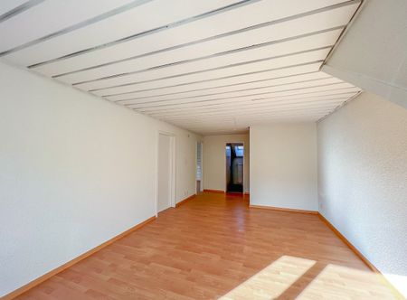 3- Zi. Dachwohnung an steuergünstiger Lage - Photo 5