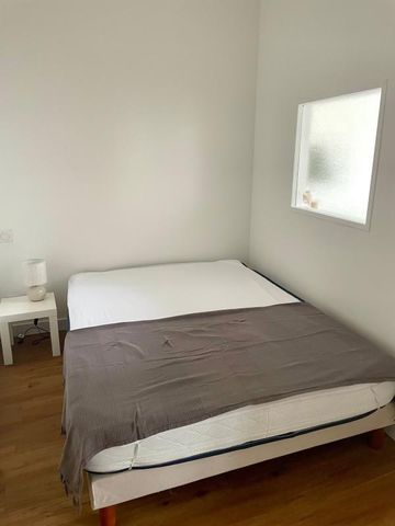 Location Appartement 2 pièces Meublé 27m² NIORT 79000 - Photo 4