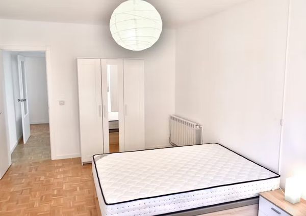 Calle de la Liberación, Madrid, Community of Madrid 28033