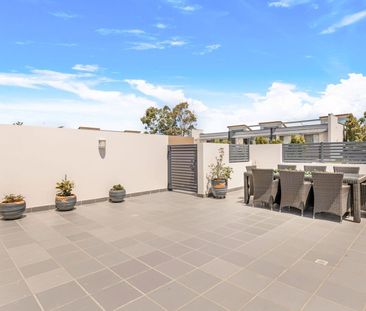 Home For Rent - Photo 3