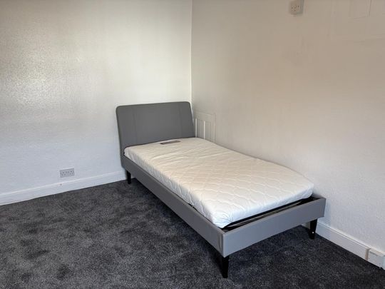 1 bedroom house of multiple occupation to rent - Photo 1