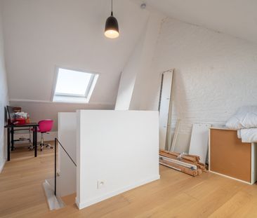 KORTRIJK - Instapklare woning met 2 SLPK. + bureau én stadskoer - Photo 5