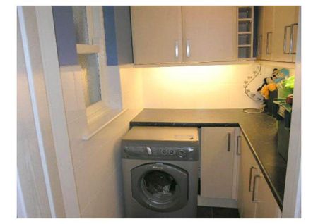 6 bedroom private hall to rent - Photo 2