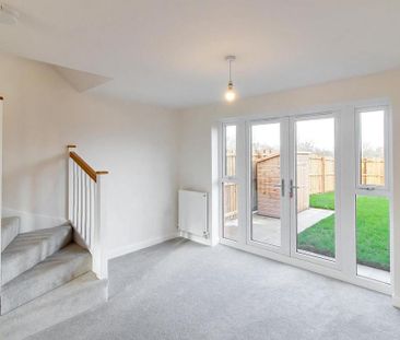 2 bedroom terraced house to rent - Photo 3