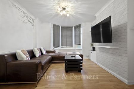 3 bedroom terraced house to rent - Photo 2