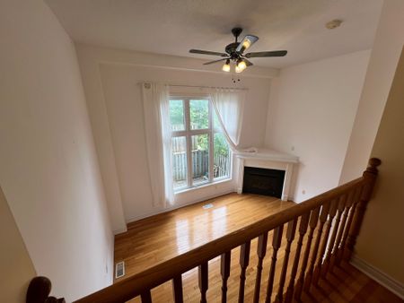 For Lease - 31 Rodeo Court, Toronto, Ontario - Photo 2