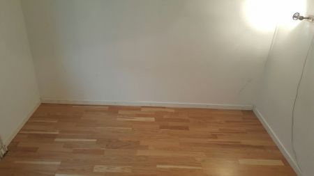 Lofotengatan, Kista - Photo 3