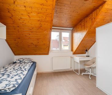 Nabídka pronájmu podkrovního zařízeného studia v lokalitě Praha 4 s... - Photo 6