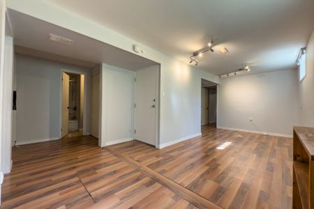 For Lease - 37 Dunhill Crescent Unit# Lower, Guelph, Ontario - Photo 2