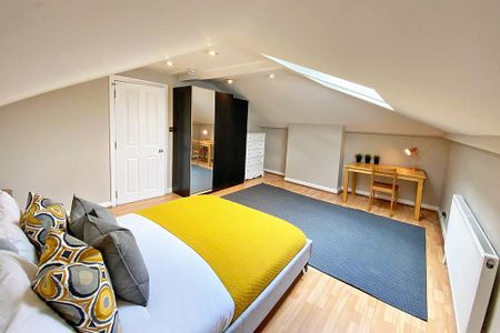 5 bedroom flat to rent - Photo 3