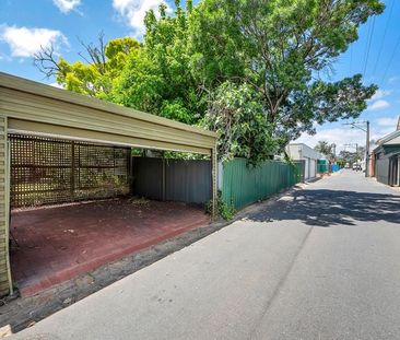 Character Home in Prime Rose Park Location - Photo 4