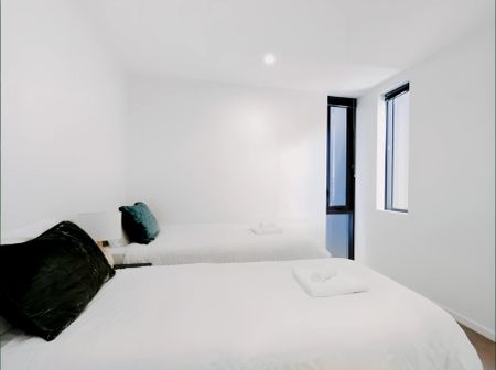 2 bed 2 bath-908 - Photo 4