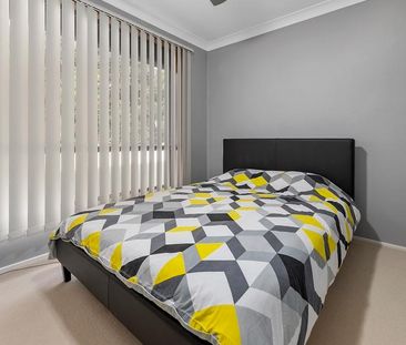 Beautiful family home! - Photo 3