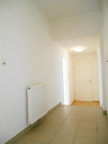 RESERVIERT Universitätsviertel: WG-taugliche 2 Zimmerwohnung mit extra Küche für Studierende - Photo 4