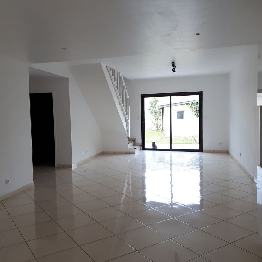 Location Maison 6 pièces 136m² FROUZINS 31270 - Photo 1