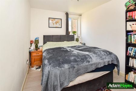 3 bedroom apartment to rent - Photo 3