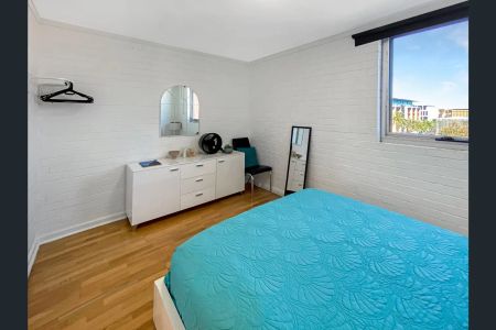 Swagger in Fremantle. - Photo 5